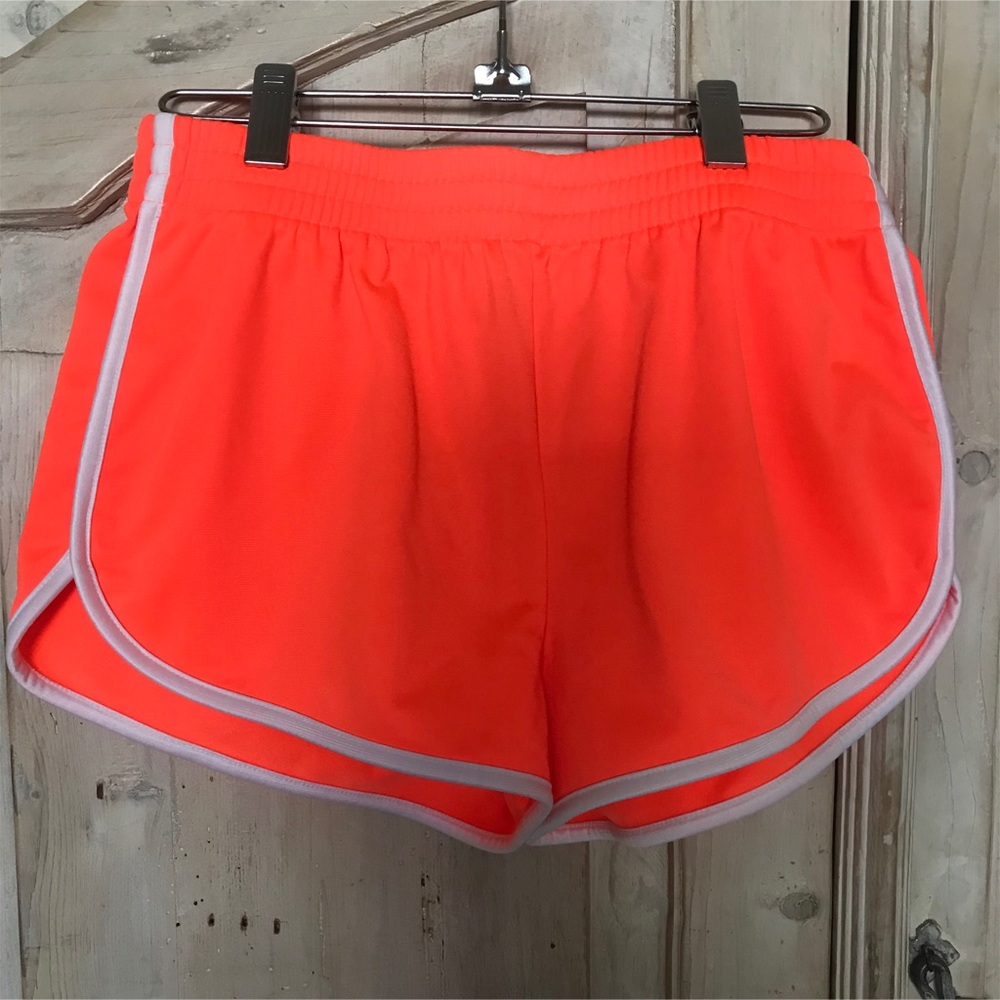FOREVER 21 ATHLETIC SHORTS 🖤